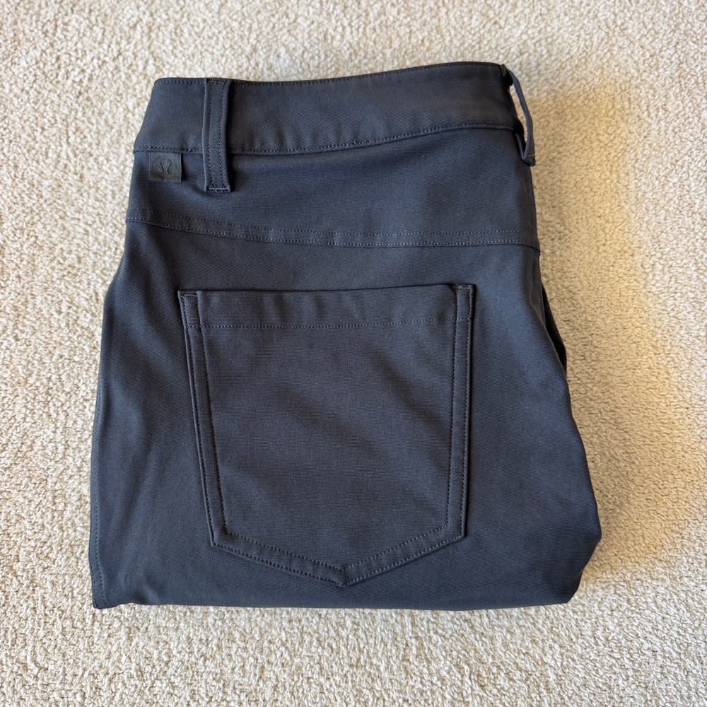 NWOT Lululemon ABC Slim Warpstreme Men’s 30